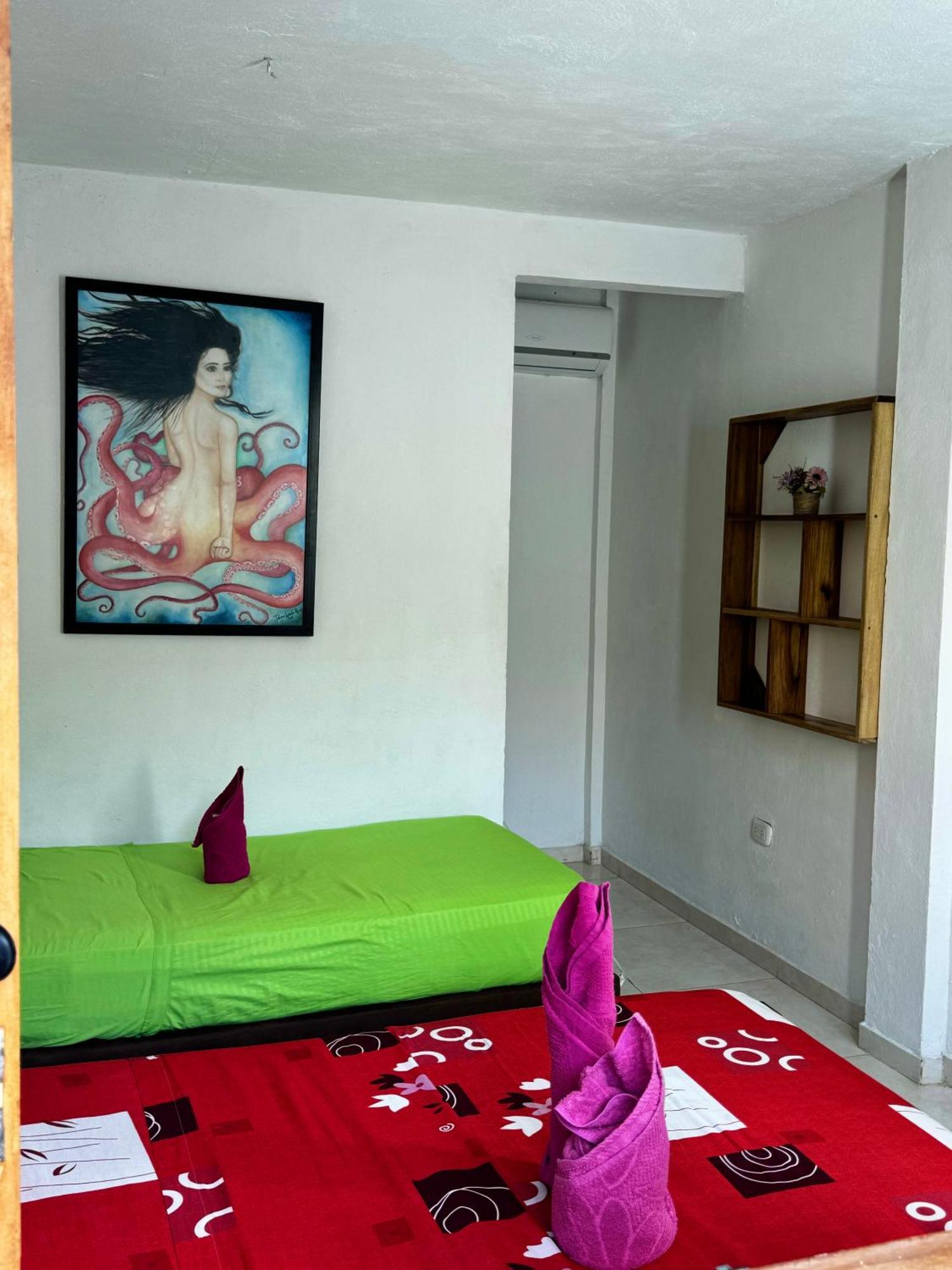 Hostal Nibuni Palomino Ngoại thất bức ảnh