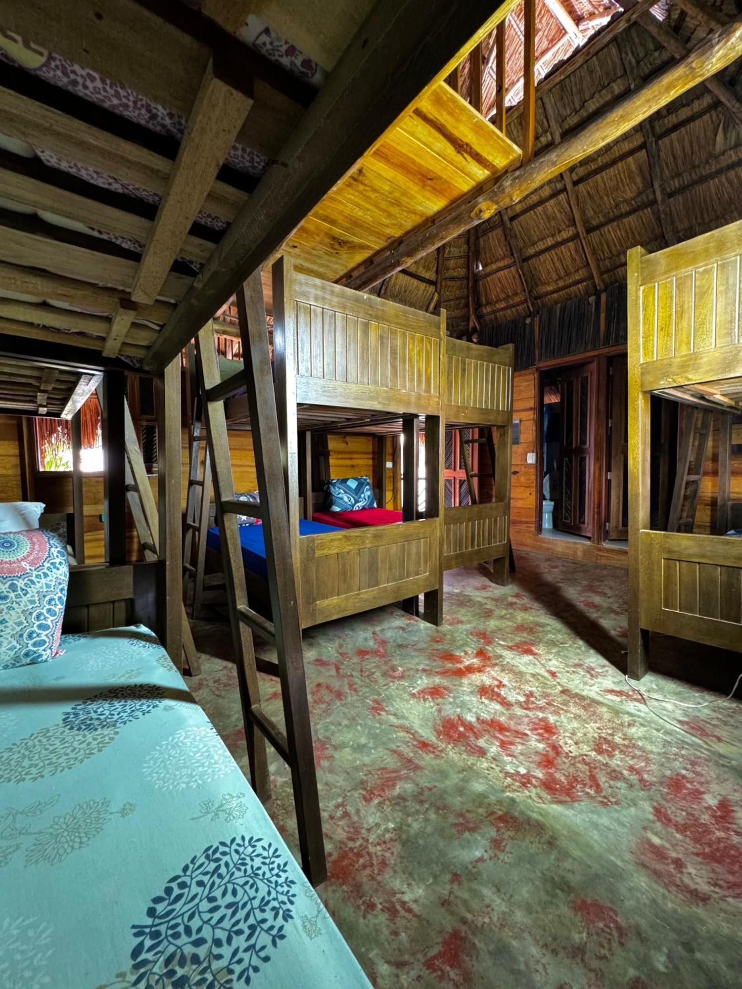 Hostal Nibuni Palomino Ngoại thất bức ảnh