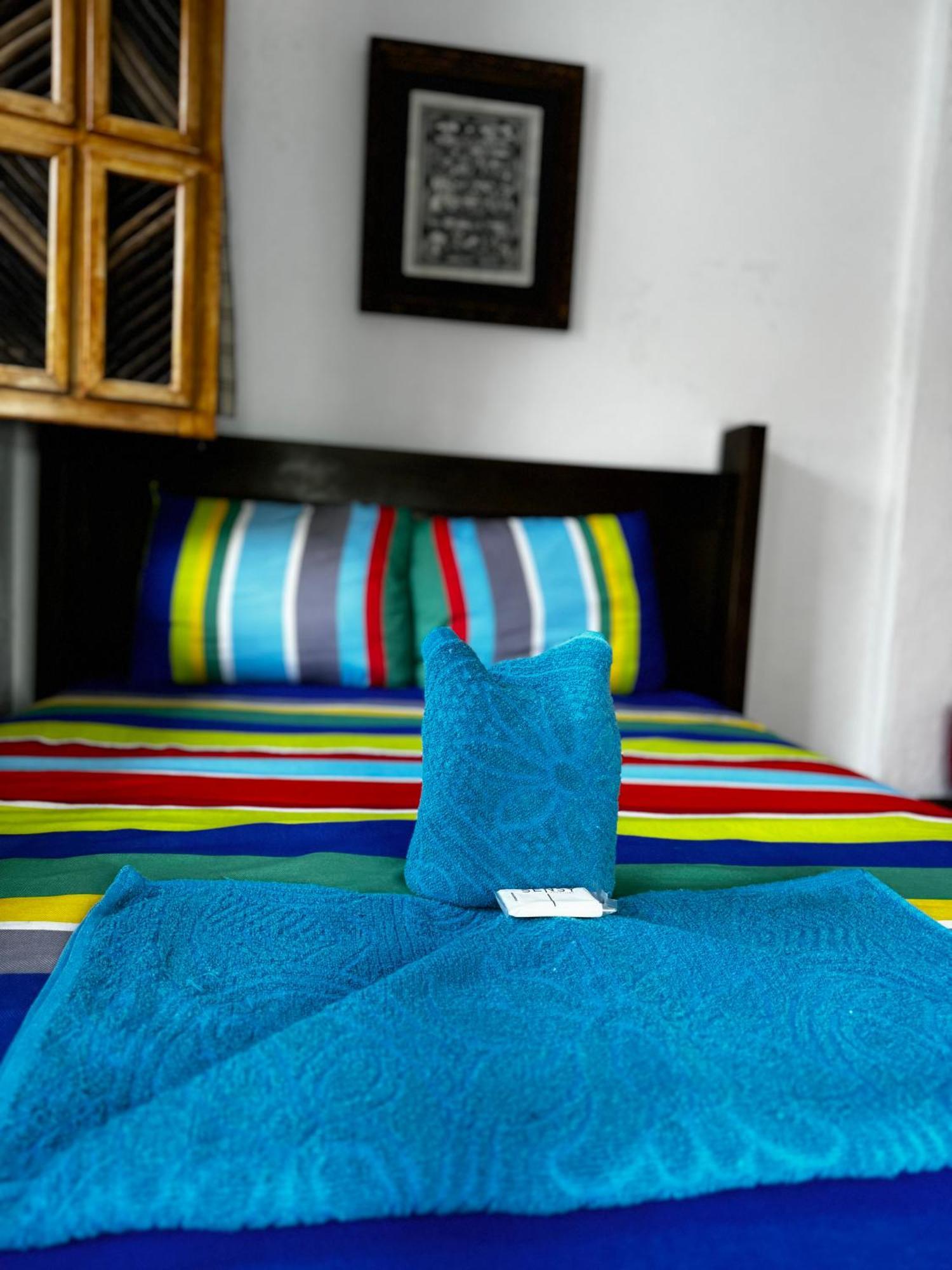 Hostal Nibuni Palomino Ngoại thất bức ảnh